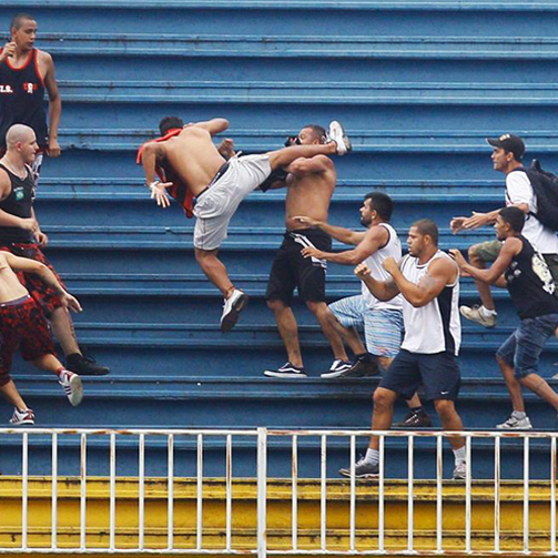 Violência nos estádios de futebol